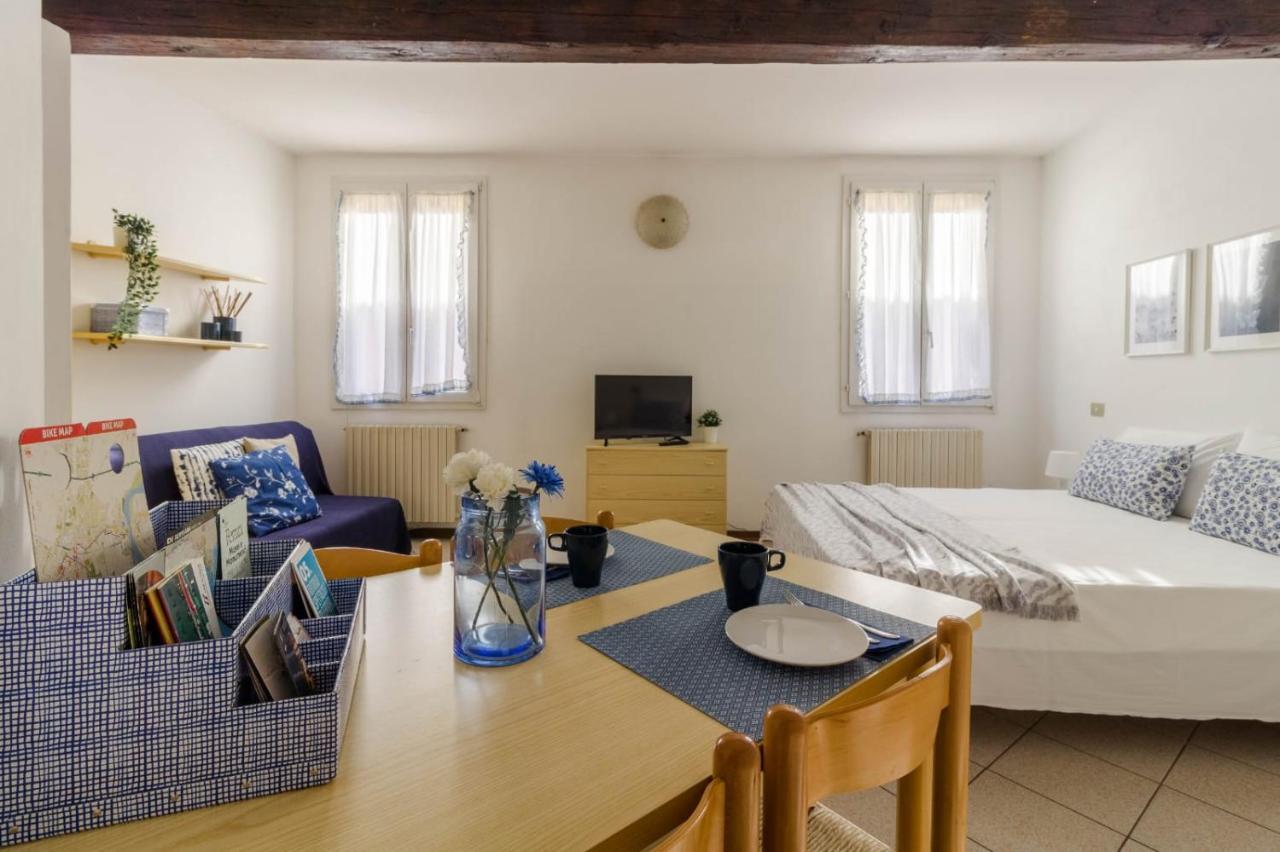 Al Pipai Apartment Ферара Екстериор снимка