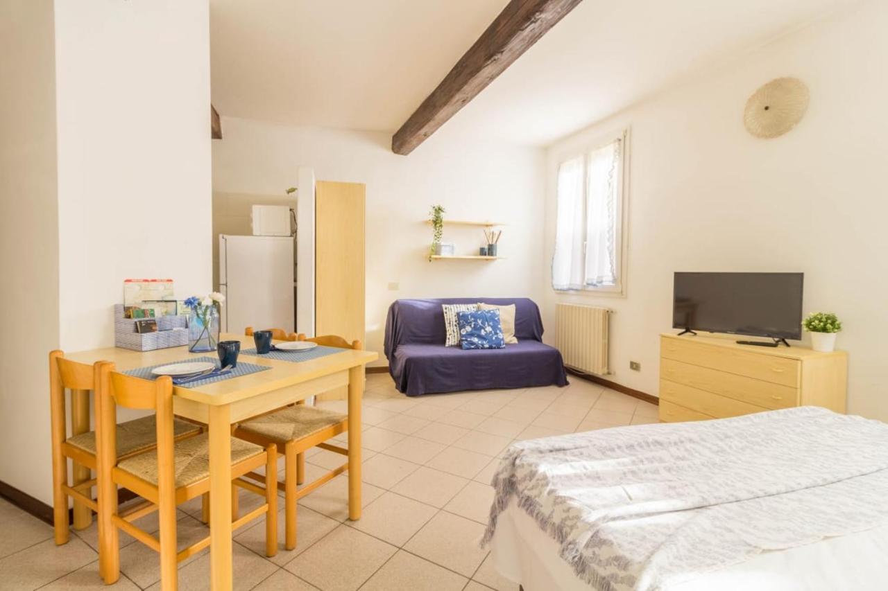 Al Pipai Apartment Ферара Екстериор снимка